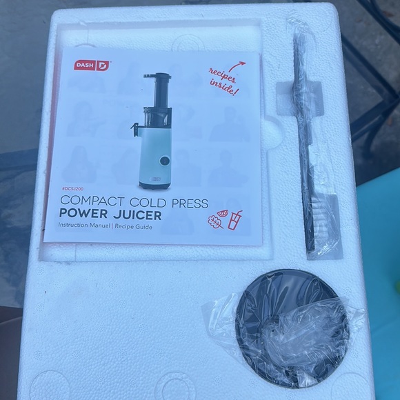 New in box, juice squeezer. - Picture 4 of 6